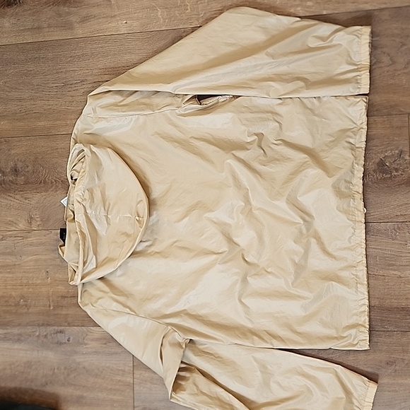 Lacoste Izod Vintage Packable Windbreaker 1/4 Zip Belt Bag Men's Tan size Medium - Picture 7 of 8